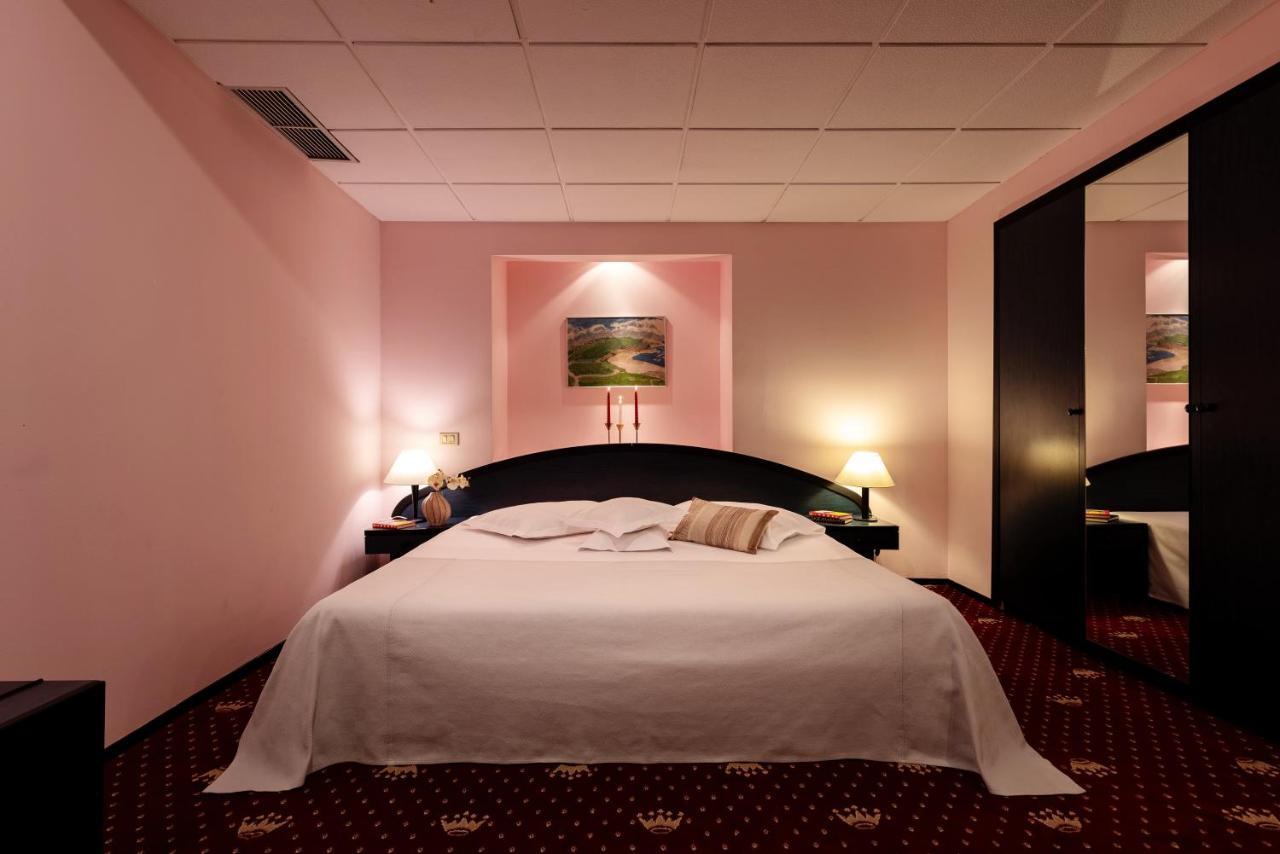 Hotel Mara Sinaia Eksteriør billede
